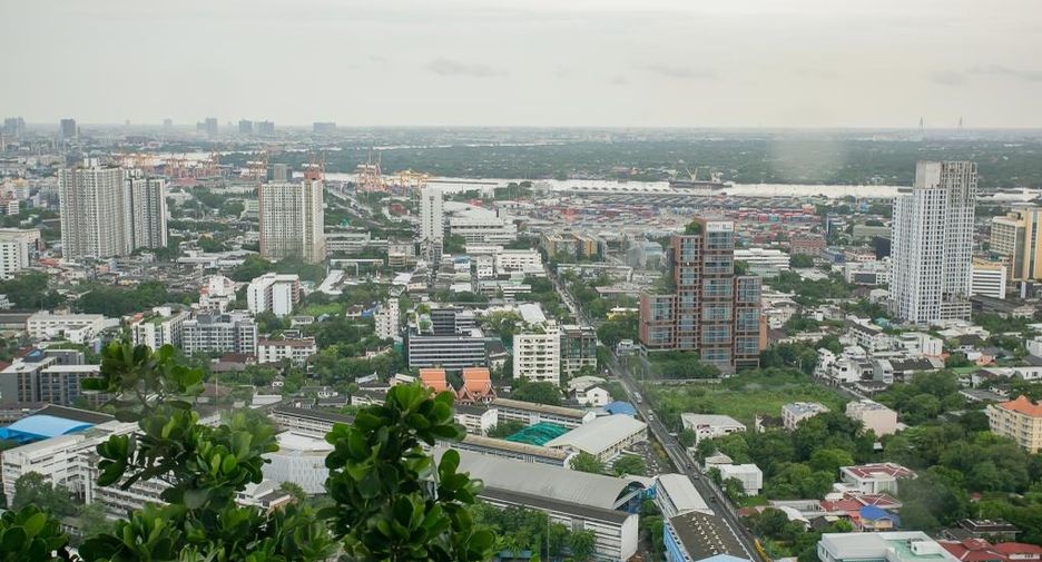 For rent and for sale 3 bedrooms condo in Khlong Toei, Bangkok