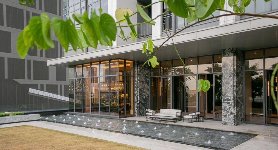 For rent and for sale 3 bedrooms condo in Khlong Toei, Bangkok