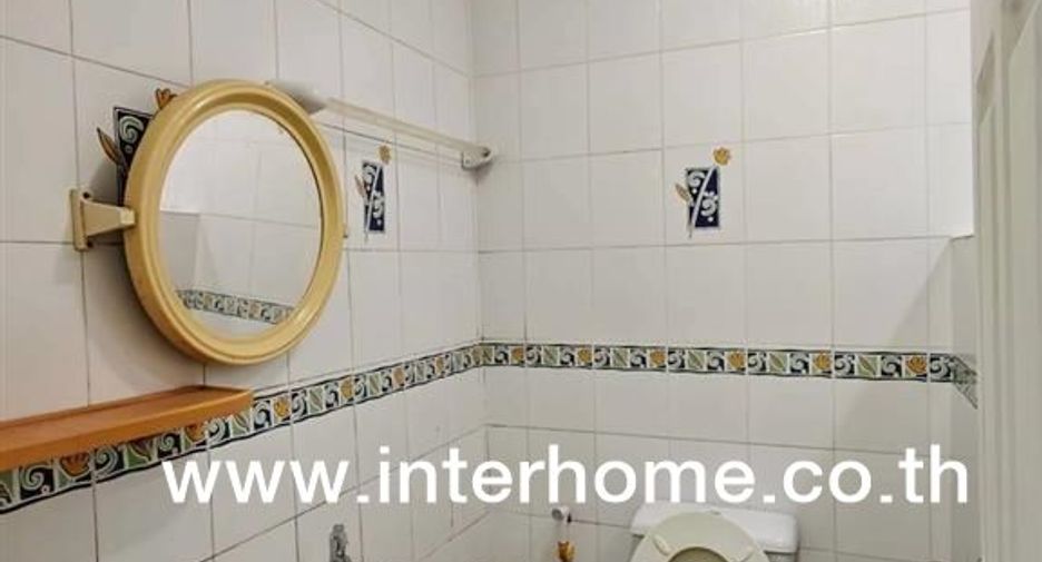 For sale 3 bedrooms townhouse in Khlong Sam Wa, Bangkok