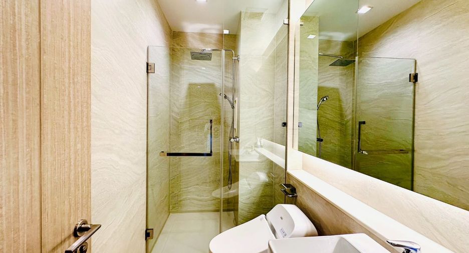 For rent and for sale 1 bed condo in Ratchathewi, Bangkok