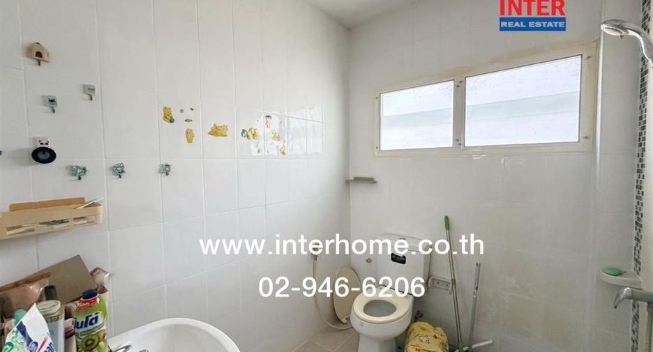 For sale 3 bedrooms house in Khlong Sam Wa, Bangkok
