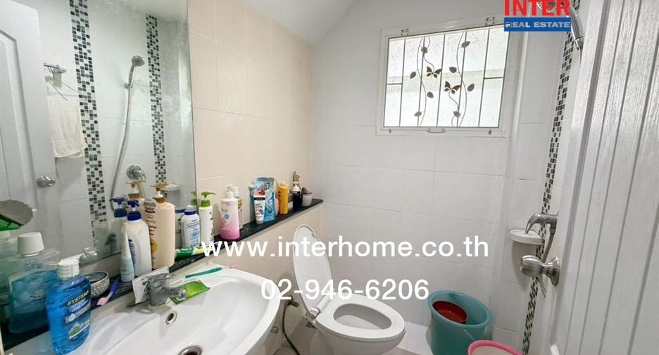 For sale 3 bedrooms house in Khlong Sam Wa, Bangkok