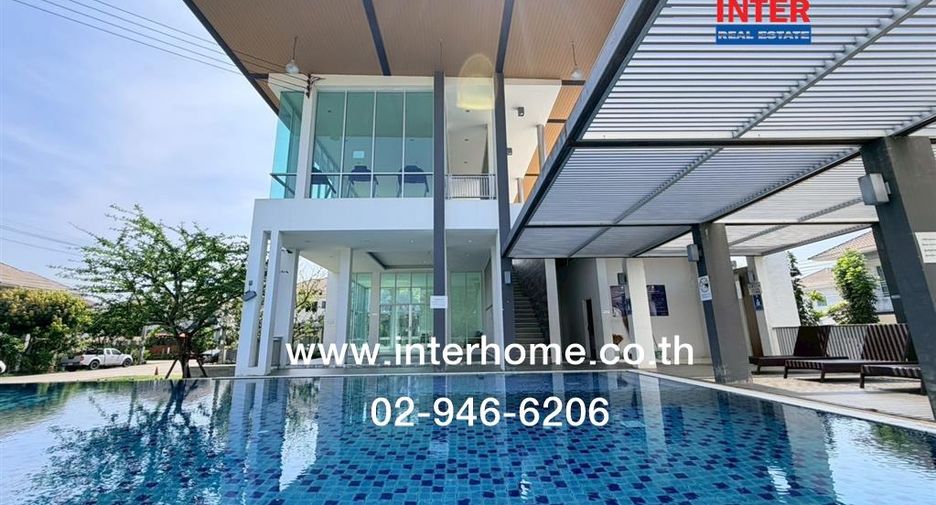 For sale 3 bedrooms house in Khlong Sam Wa, Bangkok
