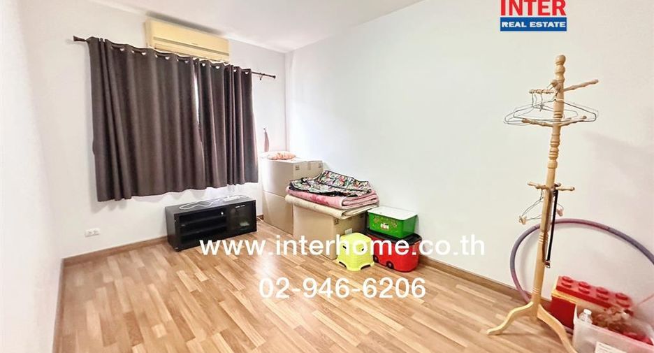 For sale 3 bedrooms townhouse in Thanyaburi, Pathum Thani