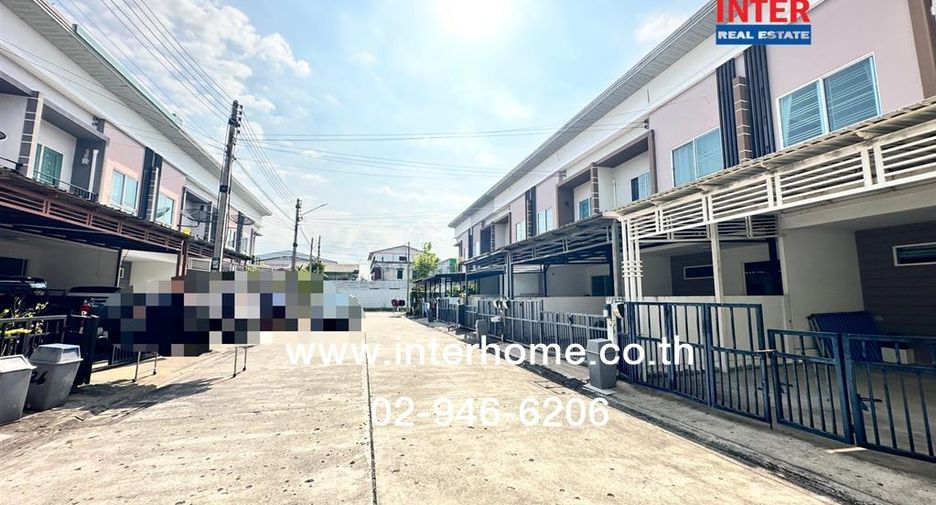 For sale 3 bedrooms townhouse in Thanyaburi, Pathum Thani