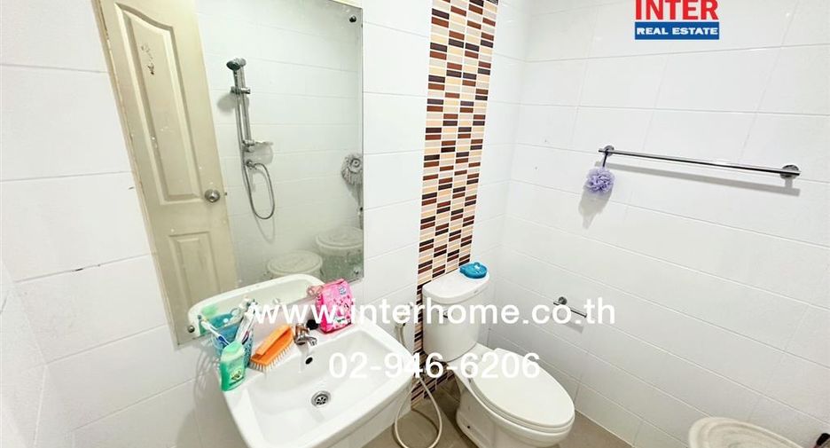 For sale 3 bedrooms townhouse in Thanyaburi, Pathum Thani