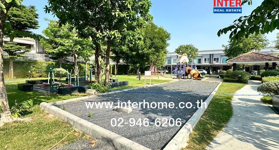 For sale 3 bedrooms townhouse in Thanyaburi, Pathum Thani