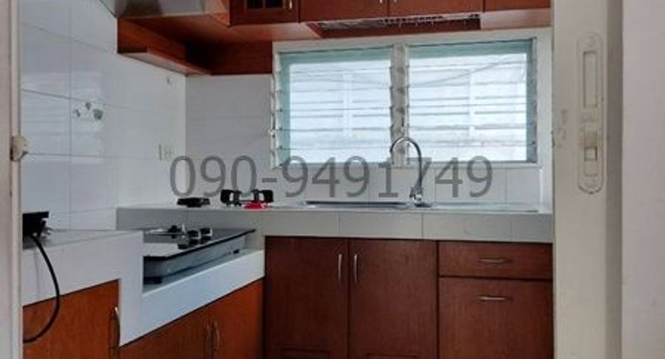 Haus zur Miete mit 3 Zimmer in Sam Phran, Nakhon Pathom