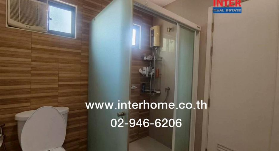 Casa adosada en venta de 3 habitaciones en Suan Luang, Bangkok