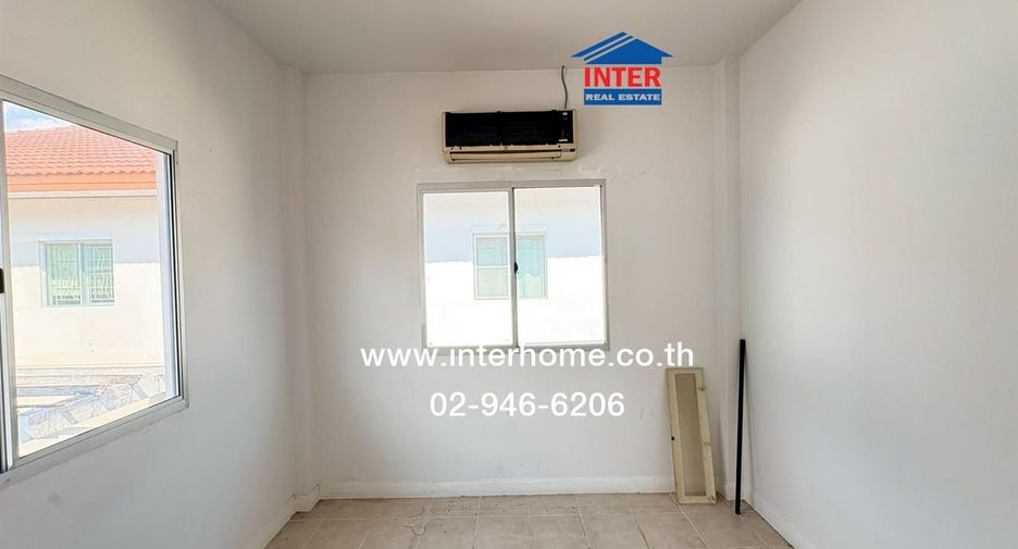 For sale 3 bedrooms house in Khlong Sam Wa, Bangkok