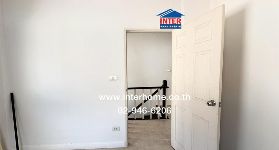For sale 3 bedrooms house in Khlong Sam Wa, Bangkok