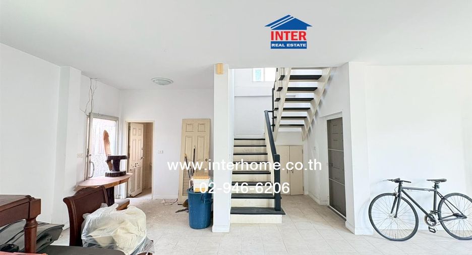 For sale 3 bedrooms house in Khlong Sam Wa, Bangkok