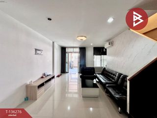 For sale 3 bedrooms townhouse in Phan Thong, Chonburi