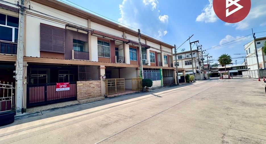 出售 3 卧室 联排别墅 在 Phan Thong, Chon Buri