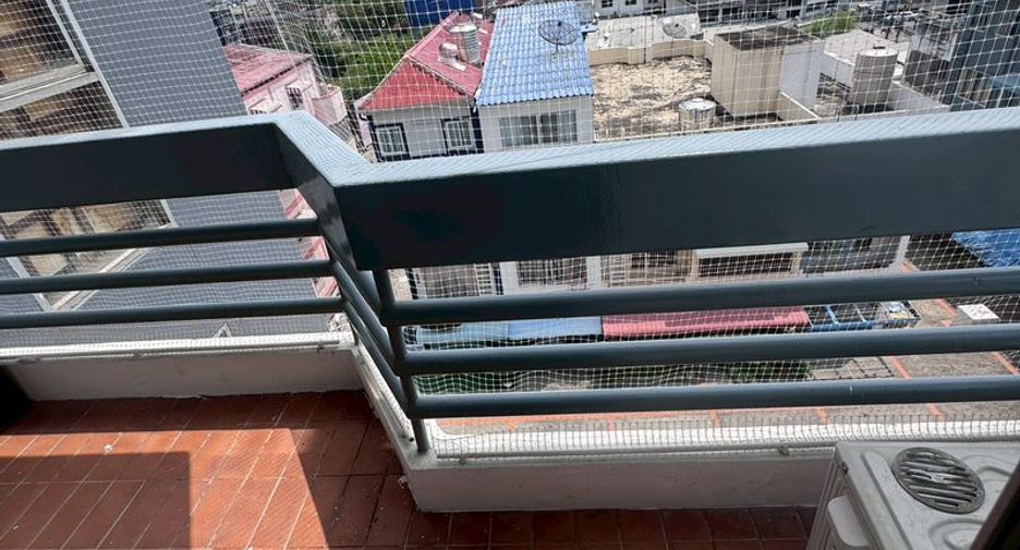 For rent 1 bed condo in Si Racha, Chonburi