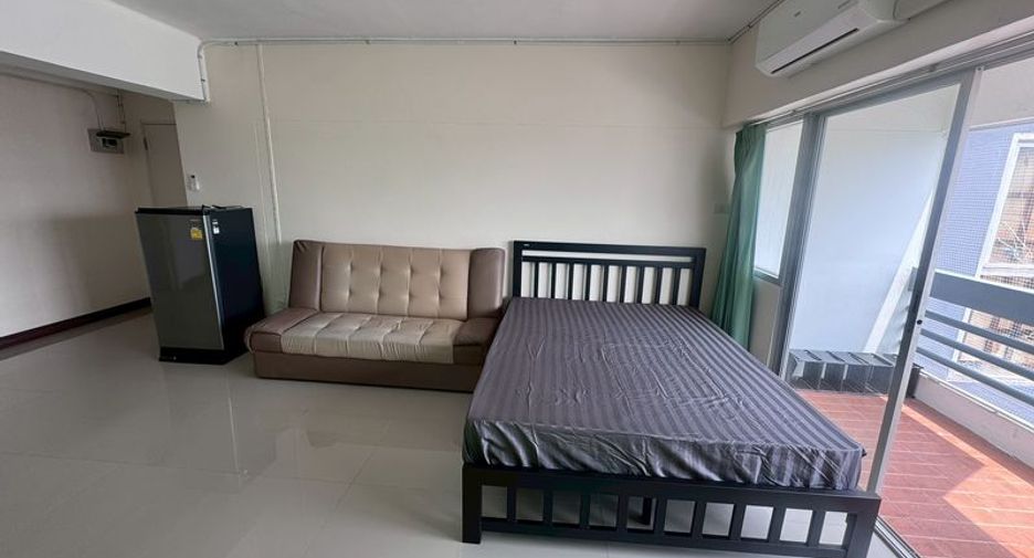 For rent 1 bed condo in Si Racha, Chonburi