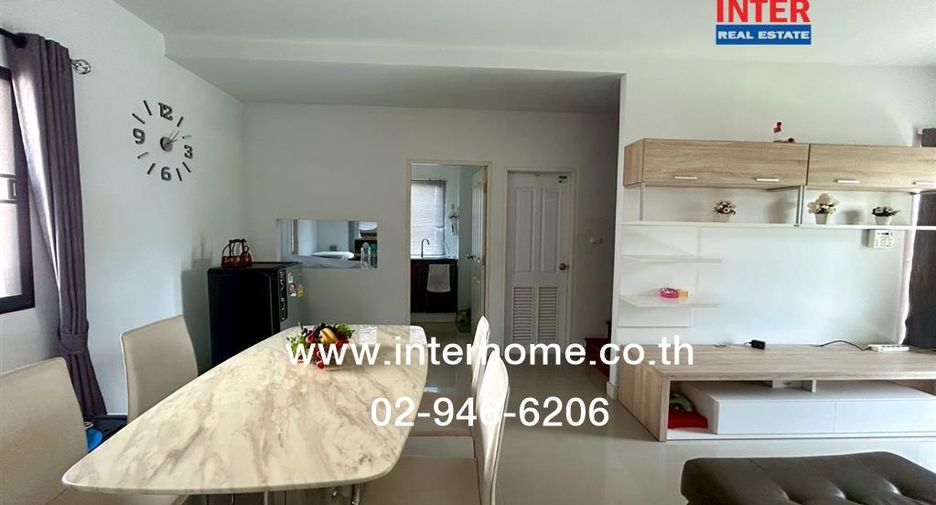 For sale 3 bedrooms house in Mueang Chachoengsao, Chachoengsao