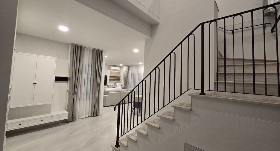 For rent 3 bedrooms house in Bang Phli, Samut Prakan