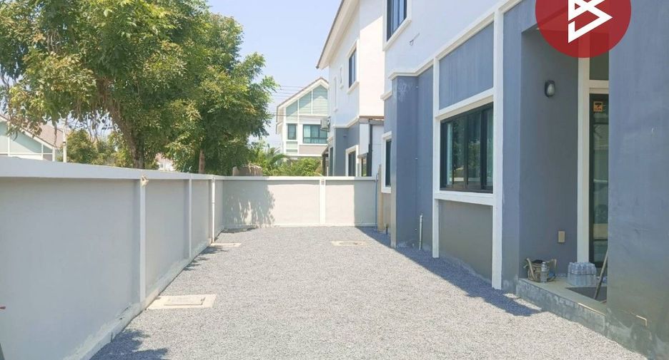 For sale 4 bedrooms house in Bang Pakong, Chachoengsao