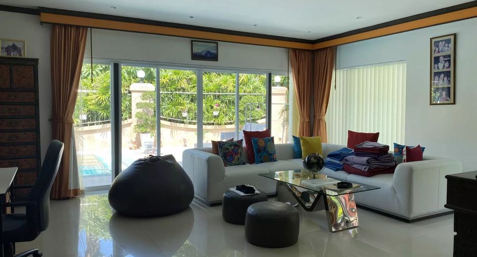 Villa en venta de 3 habitaciones en Bang Lamung, Chonburi