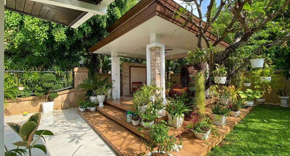 Villa en venta de 3 habitaciones en Bang Lamung, Chonburi