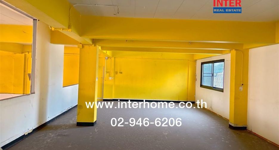 For rent and for sale 2 bedrooms retail Space in Rat Burana, Bangkok