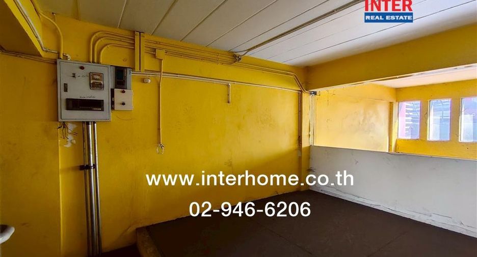 For rent and for sale 2 bedrooms retail Space in Rat Burana, Bangkok