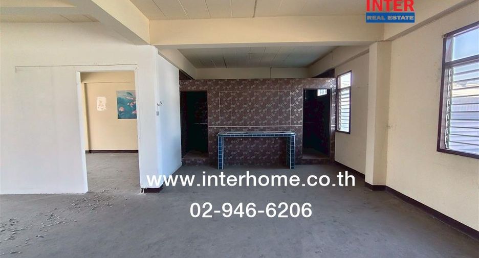 For rent and for sale 2 bedrooms retail Space in Rat Burana, Bangkok