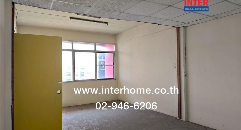 For rent and for sale 2 bedrooms retail Space in Rat Burana, Bangkok