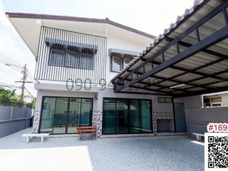 For rent 2 ベッドルーム townhouse in Lat Phrao, Bangkok