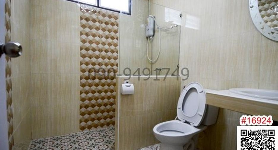 For rent 2 bedrooms townhouse in Lat Phrao, Bangkok