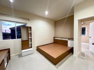 For sale 4 ベッドルーム townhouse in Thalang, Phuket