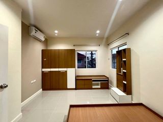 For sale 4 ベッドルーム townhouse in Thalang, Phuket