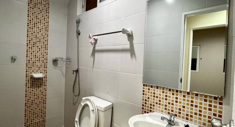 Casa adosada en venta de 4 habitaciones en Thalang, Phuket