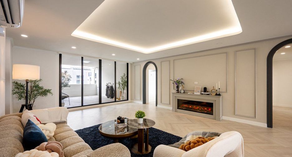 Condo en venta de 3 habitaciones en Khlong Toei, Bangkok