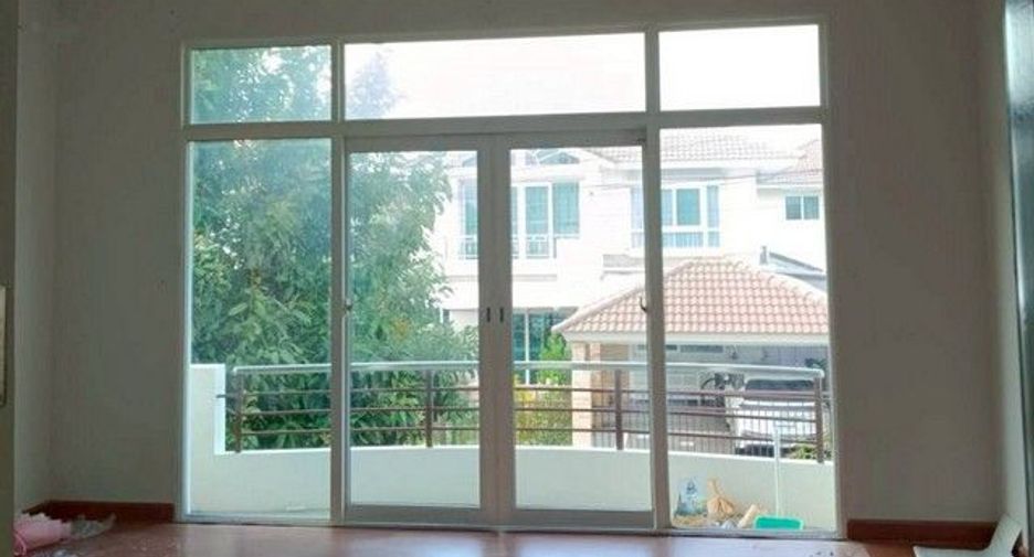 出售 3 卧室 独立屋 在 Mueang Chon Buri, Chon Buri
