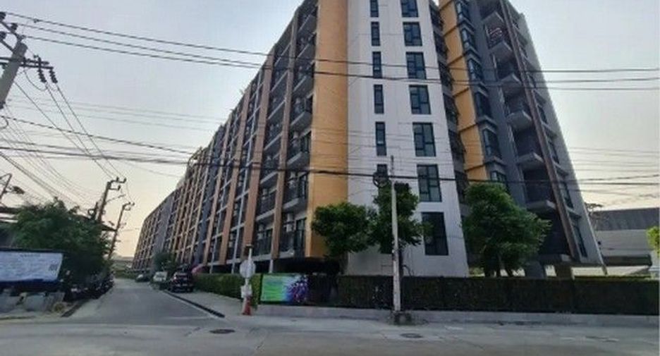 For sale 1 bed condo in Mueang Samut Prakan, Samut Prakan