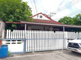 For sale 2 bedrooms house in Ban Bueng, Chonburi