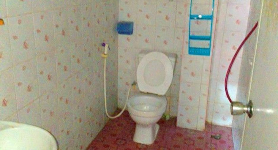 For sale 2 bedrooms house in Ban Bueng, Chonburi