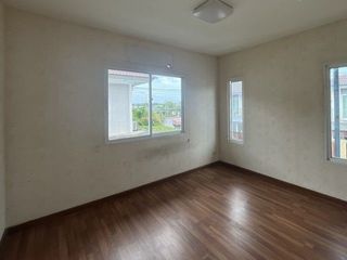 For sale 3 bedrooms townhouse in Ban Bueng, Chonburi