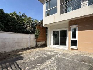For sale 2 bedrooms house in Ban Bueng, Chonburi