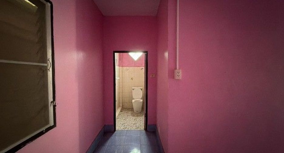 Casa en venta de 2 habitaciones en Ban Bueng, Chonburi
