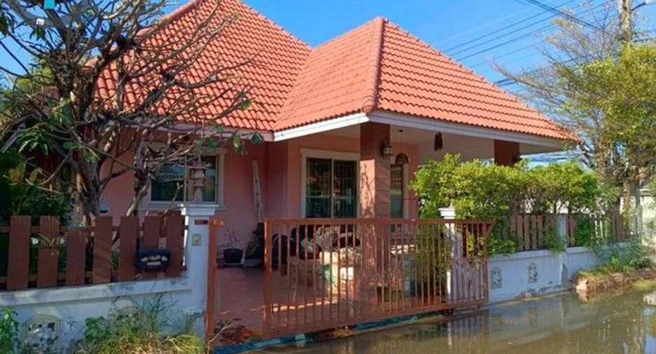 Haus zum Kauf mit 2 Zimmer in Ban Bueng, Chonburi