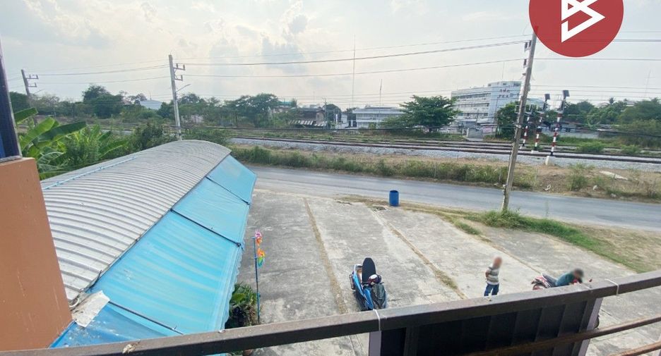 À vendre 3 chambres local commercial à Photharam, Ratchaburi