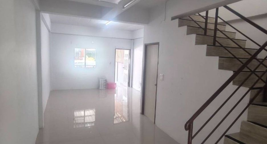 Casa adosada en venta de 2 habitaciones en Sena, Phra Nakhon Si Ayutthaya