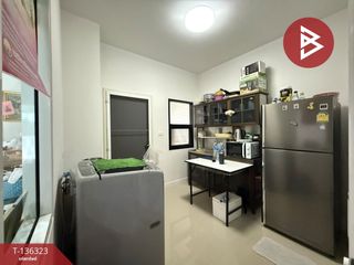 出售 4 卧室 联排别墅 在 Sam Phran, Nakhon Pathom