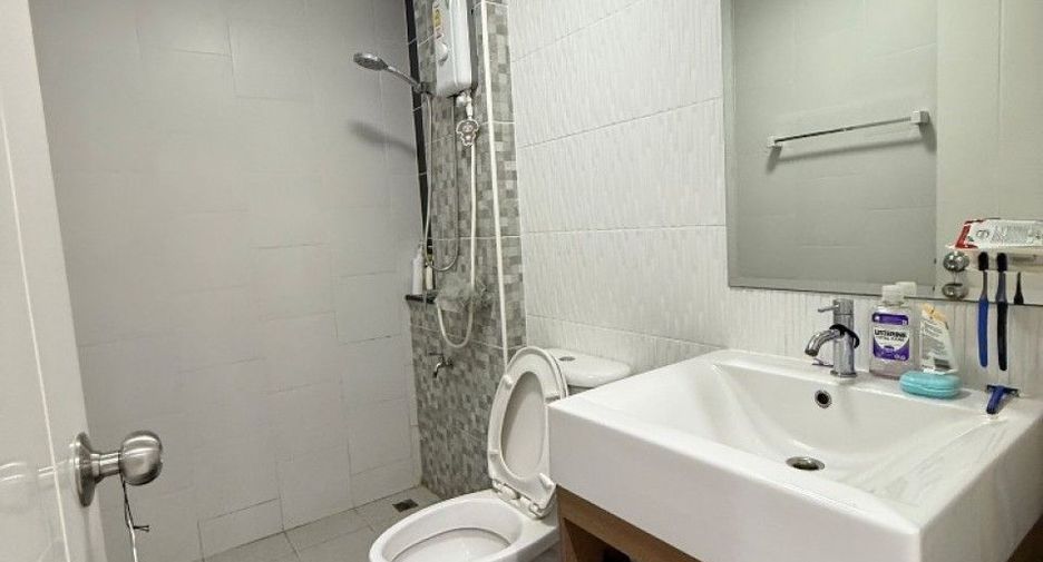 Продажа 4 спальни таунхаус в Sam Phran, Накхонпатхом