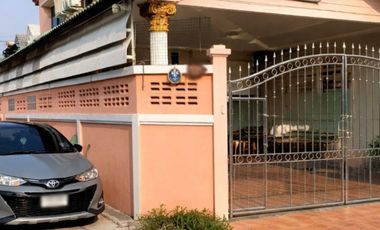 For sale 3 bedrooms townhouse in Nong Khaem, Bangkok