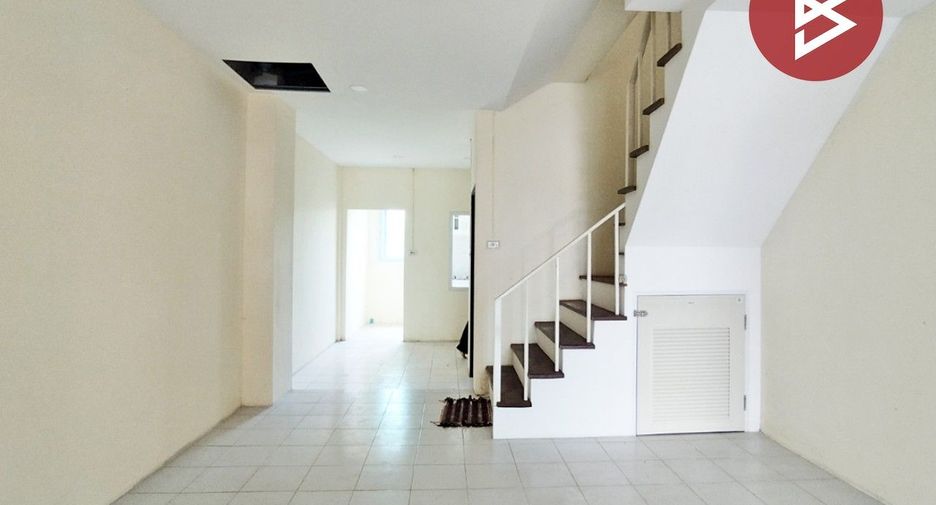 For sale 2 bedrooms townhouse in Lam Luk Ka, Pathum Thani