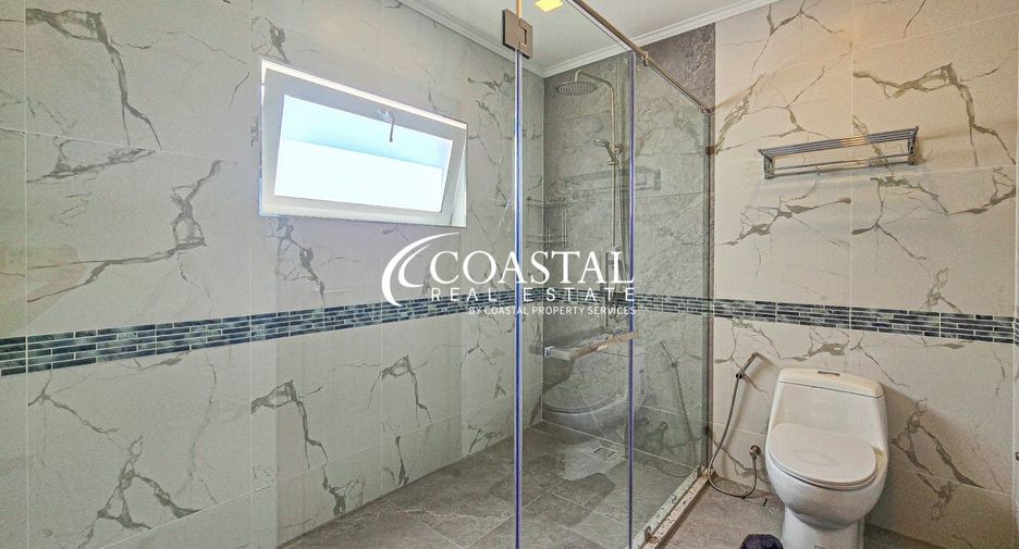 For rent and for sale 5 bedrooms house in Bang Lamung, Chonburi